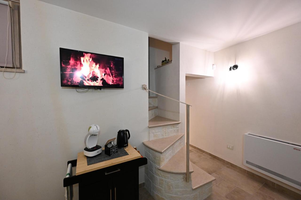 Suite Laurel Spa Con Idromassaggio Fasano Ngoại thất bức ảnh