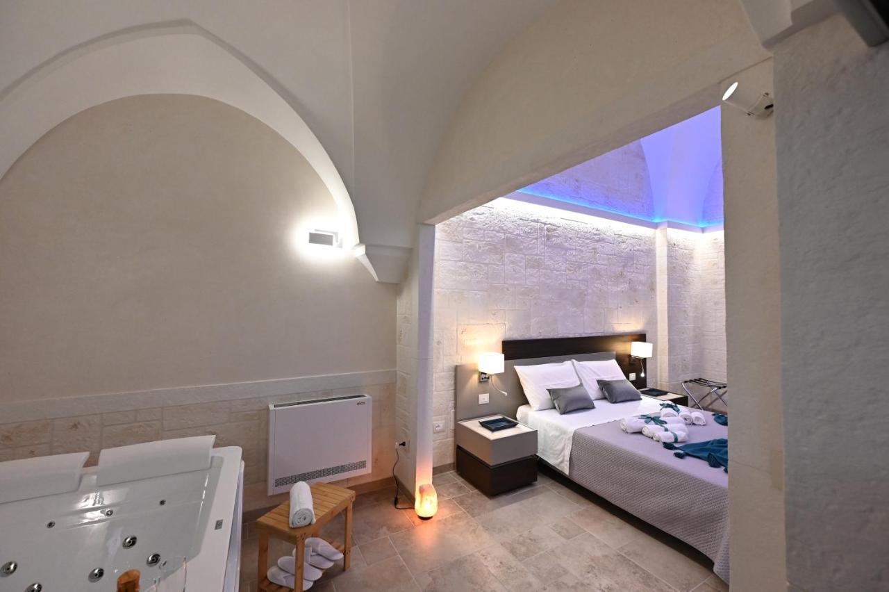 Suite Laurel Spa Con Idromassaggio Fasano Ngoại thất bức ảnh