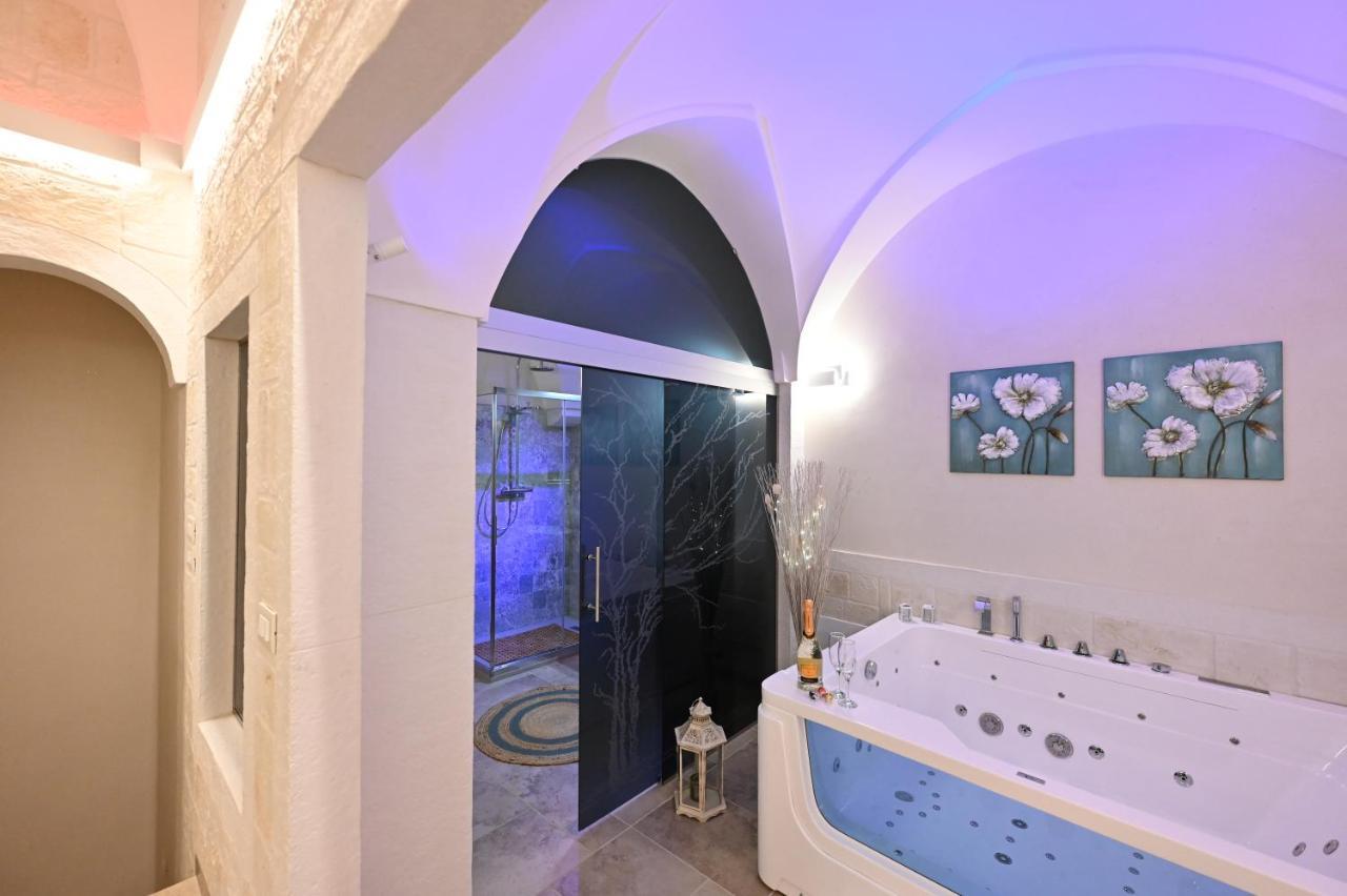 Suite Laurel Spa Con Idromassaggio Fasano Ngoại thất bức ảnh