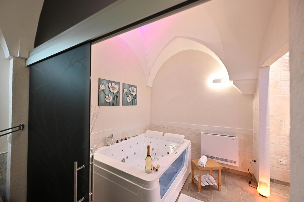 Suite Laurel Spa Con Idromassaggio Fasano Ngoại thất bức ảnh
