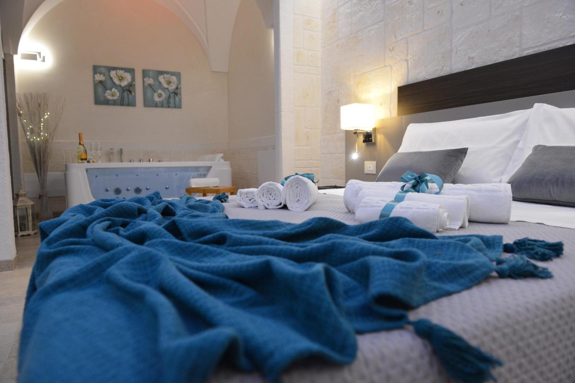 Suite Laurel Spa Con Idromassaggio Fasano Ngoại thất bức ảnh