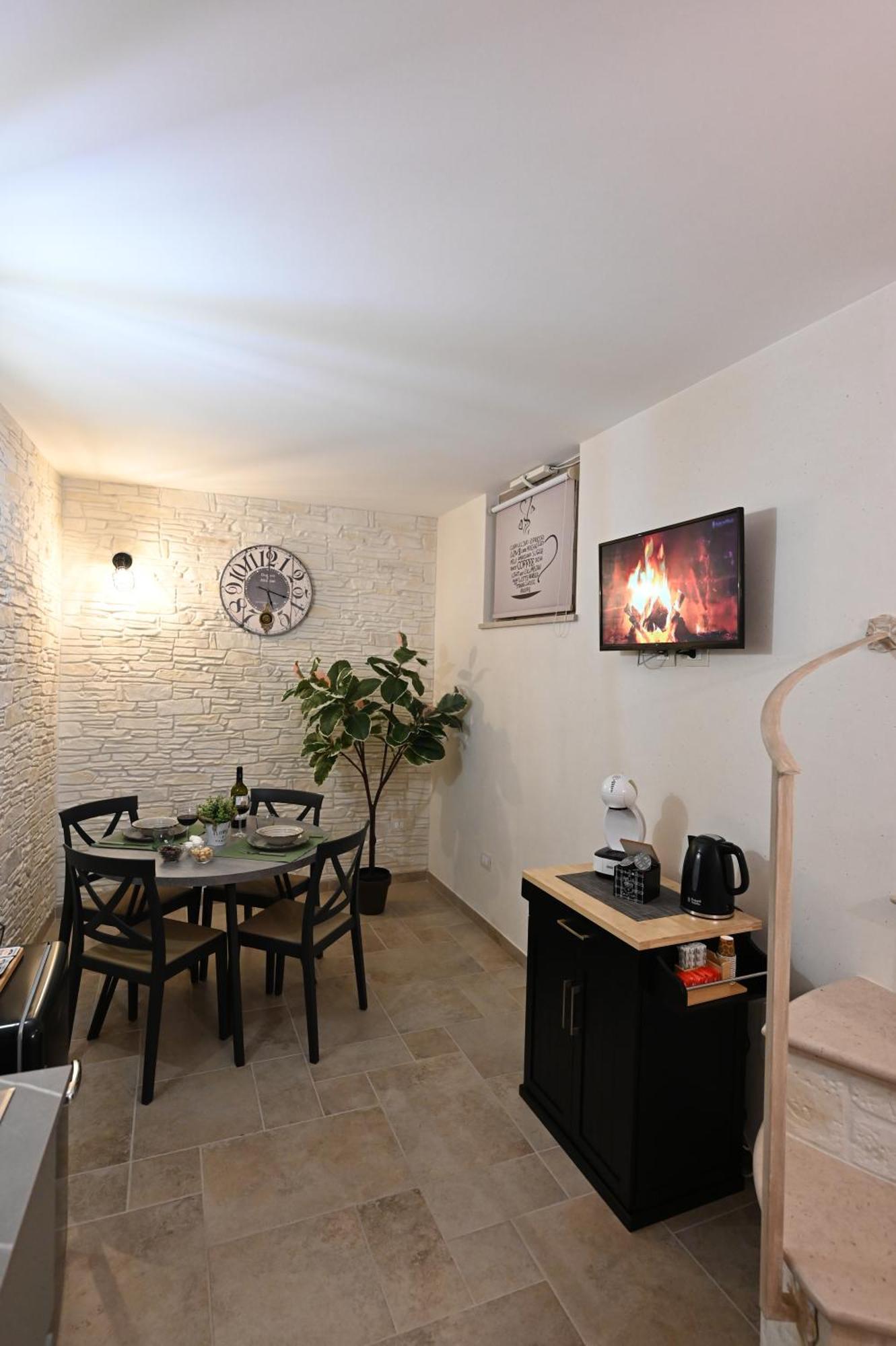 Suite Laurel Spa Con Idromassaggio Fasano Ngoại thất bức ảnh