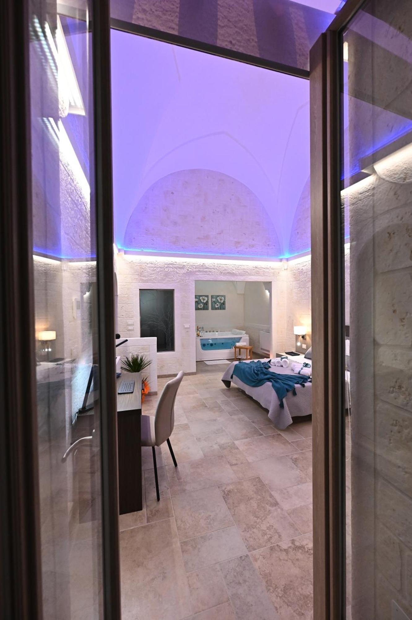 Suite Laurel Spa Con Idromassaggio Fasano Ngoại thất bức ảnh